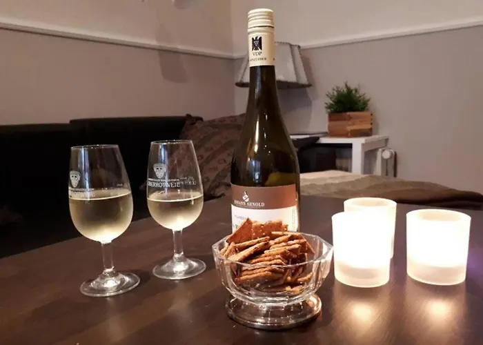 Eine Gemuetliche Mit Garten Daire