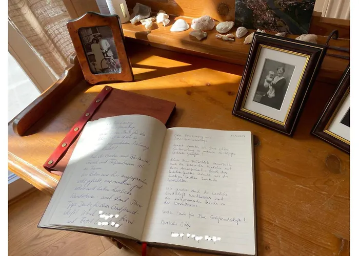 Eine Gemuetliche Mit Garten Daire